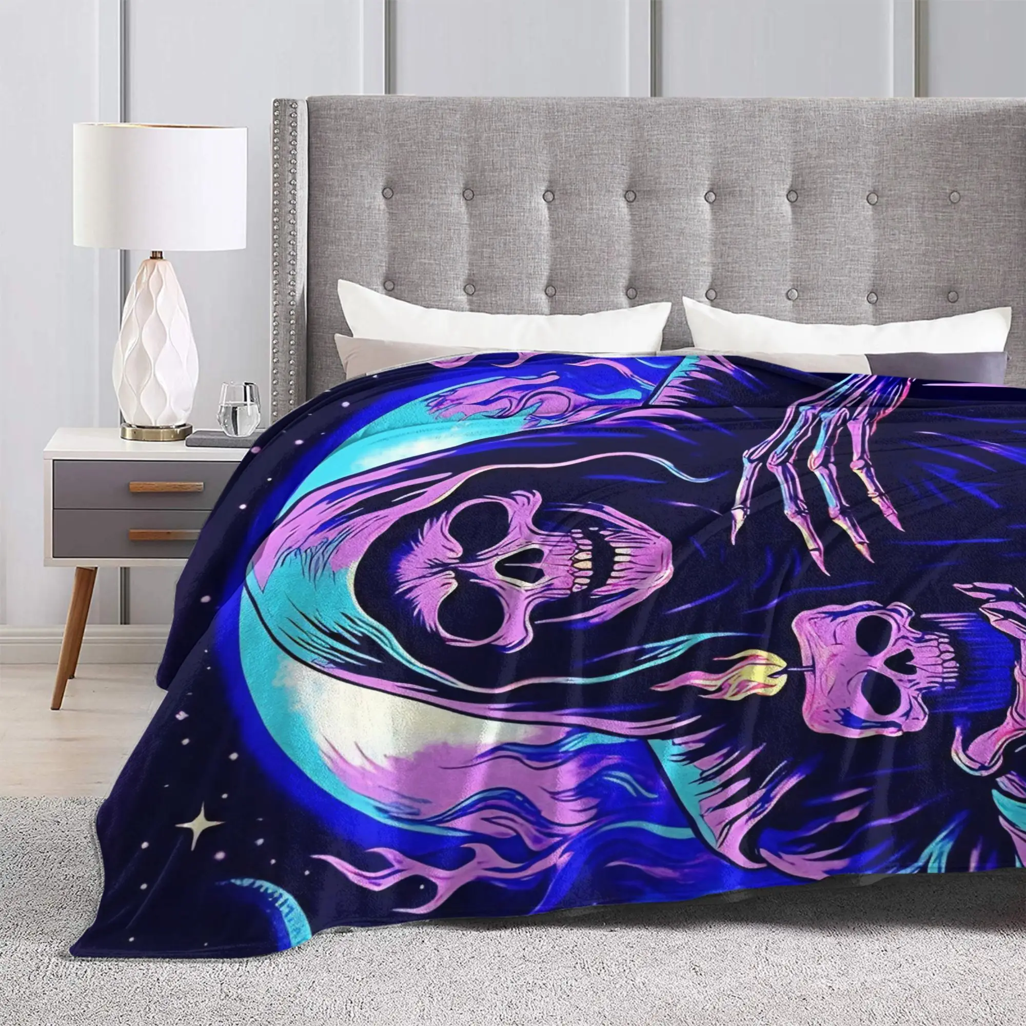 Skull Halloween Blanket Flannel Glow in the Dark Psychedelic Gothic Ultra-Soft Throw Blanket for Airplane Travel Bedspread
