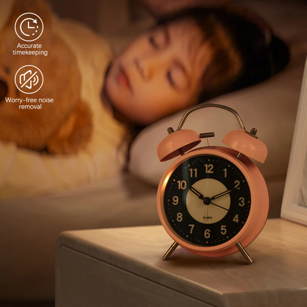 Classic Twin-Bell Alarm Clock Extra-Loud Backlight Silents Sweep Retro Alarm Clock Student Time Manager Desktop Alarm Clock