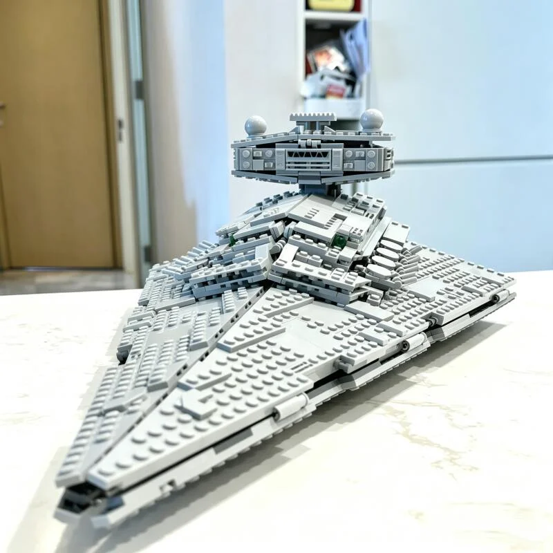 In Stock 1555pcs Star Interstellar Conflict Cruiser Fiction Military Model Building Block Bricks For Birthday Festival Toys view 4