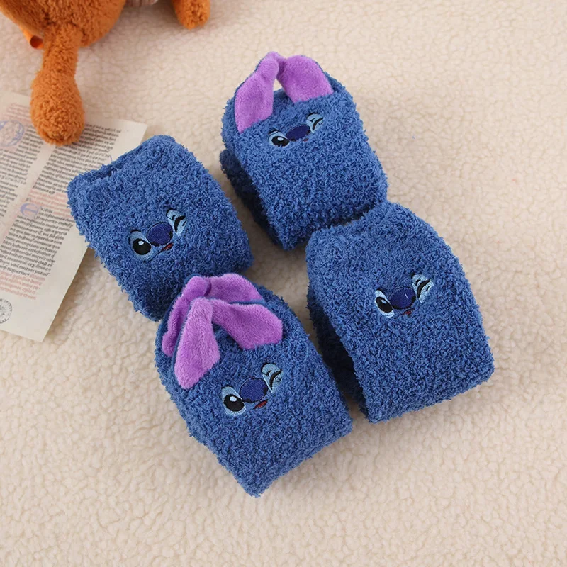 Disney Stitch Flauschige Socke Anime Winter Warme Verdickte Korallen Fleece Socken Weiche Bequeme Schlafen Stickerei Anti-slip Socken