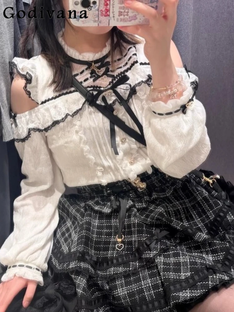 

Japanese Sweet and Cute Lolita Lace Stitching Off-the-shoulder Long-sleeved Shirt 2026 New Versatile Women's Shirt