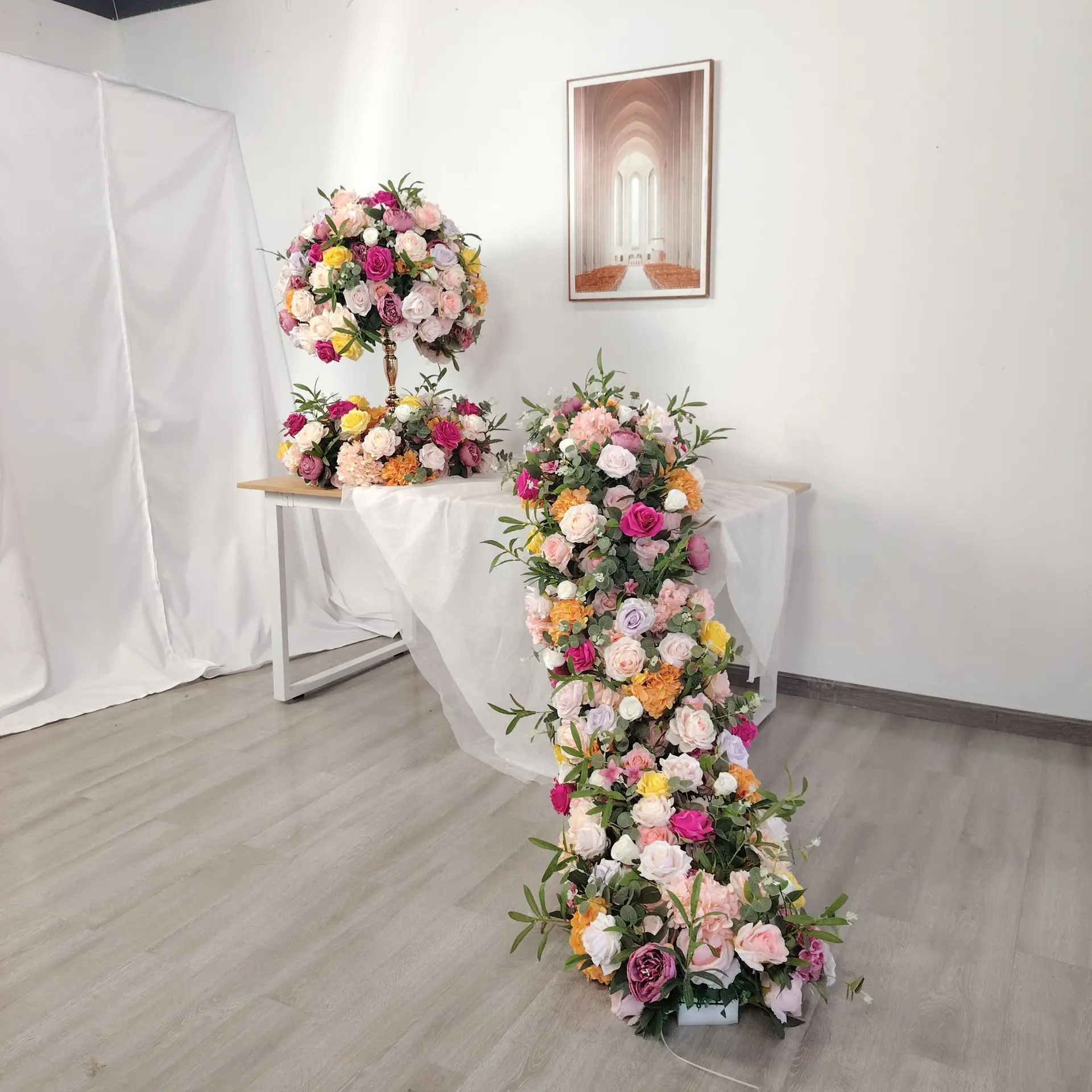 Künstliche Grünpflanzen, rosa Blumenkugel, Blumenreihe, Hochzeitsbogen, Bühnenhintergrund, Dekoration, Seidenblumenarrangement, Großhandel, Eventdekoration – Detail 1
