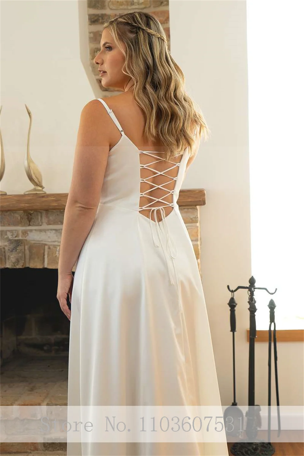 Simple Spaghetti Straps V-neck Satin A-line Plus Size Wedding Dress for Women Lace up Long Wedding Party Gown robe de mariée