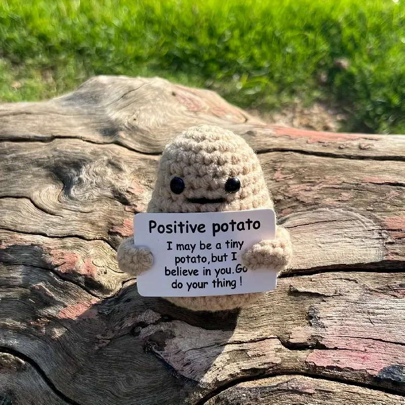 New Positive Energy Potato Hug Pocket Mini Handmade Plush Wool Knitting Doll With Card Funny Christams Gift Home Room Decoration
