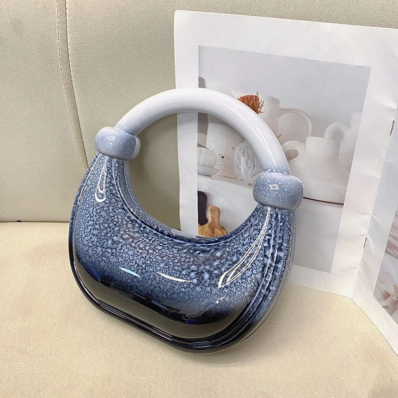 

2025 Fashion Trend Designer Bent Moon Box Bag New Design Color Ink Simple Banquet Handbag Makeup Acrylic Evening Clutch Bag