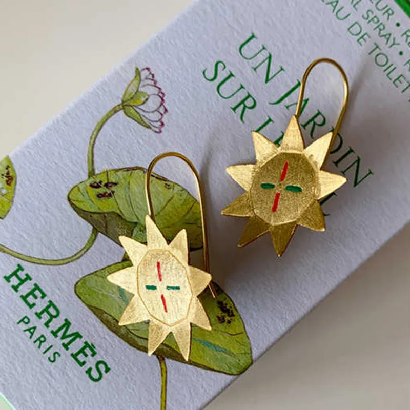 Brushed texture Sun flower stud earrings for women vintage earrings elegant cute summer jewelry new in 2025