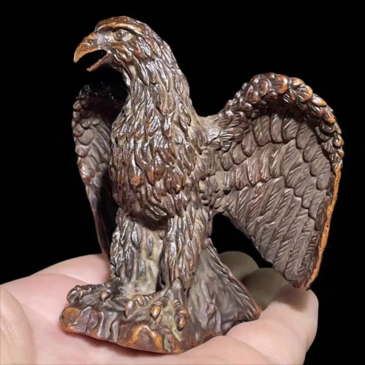 spreads wings Eagle bird Statue Sculpture Figurines Home Garden Decoration Statues For House