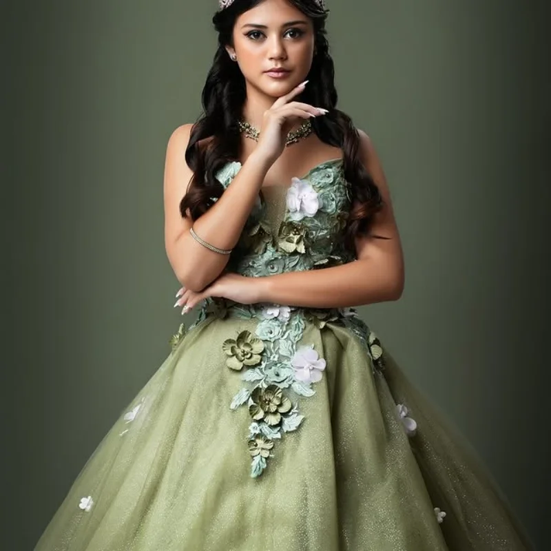 فستان Quinceanera باللون الأخضر الزيتوني عاري الكتفين ثلاثي الأبعاد على شكل زهرة وذيل طويل فيستدوس دي 15 Quinceanera تخصيص #1