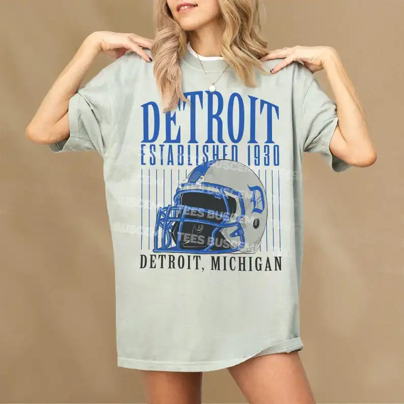 Retro Detroit Football Graphic T-Shirt, Sports Fan Memorabilia, Vintage Blue Silver Detroit Football Jersey Graphic Tee Shirt Me