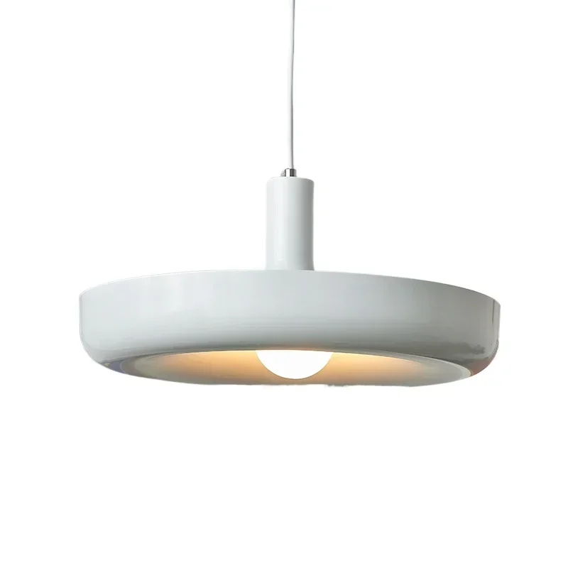 Sombrero de paja francés blanco leche, candelabro de hierro forjado para restaurante, isla, bar, cama americana y cafetería de desayuno