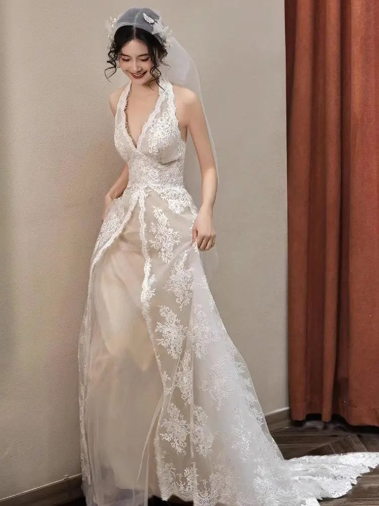 Bride Morning Robe Wedding Dress Lace Hanging Neck out Door Fairy Tale Simple High Waist A-Line Skirt V-Neckline No Sleeve