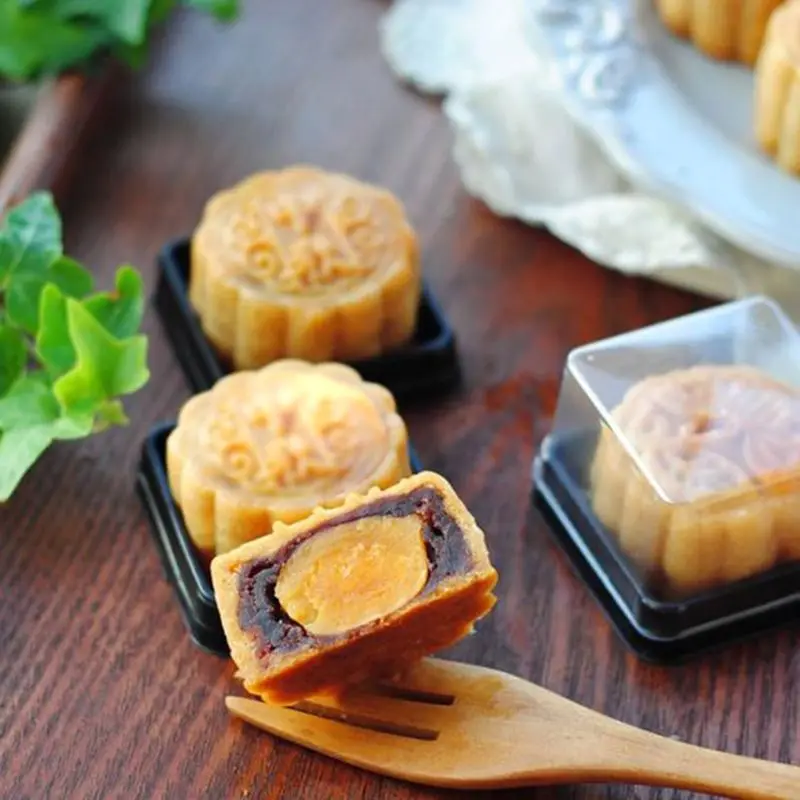 100g Mooncake Mold 4 Flowers Stamps Round Barrel Hand Press Moon Cake Pastry DIY high quality