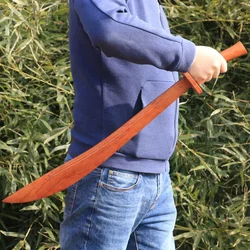 Chinese Martial Arts, Practicing with Wooden Knives