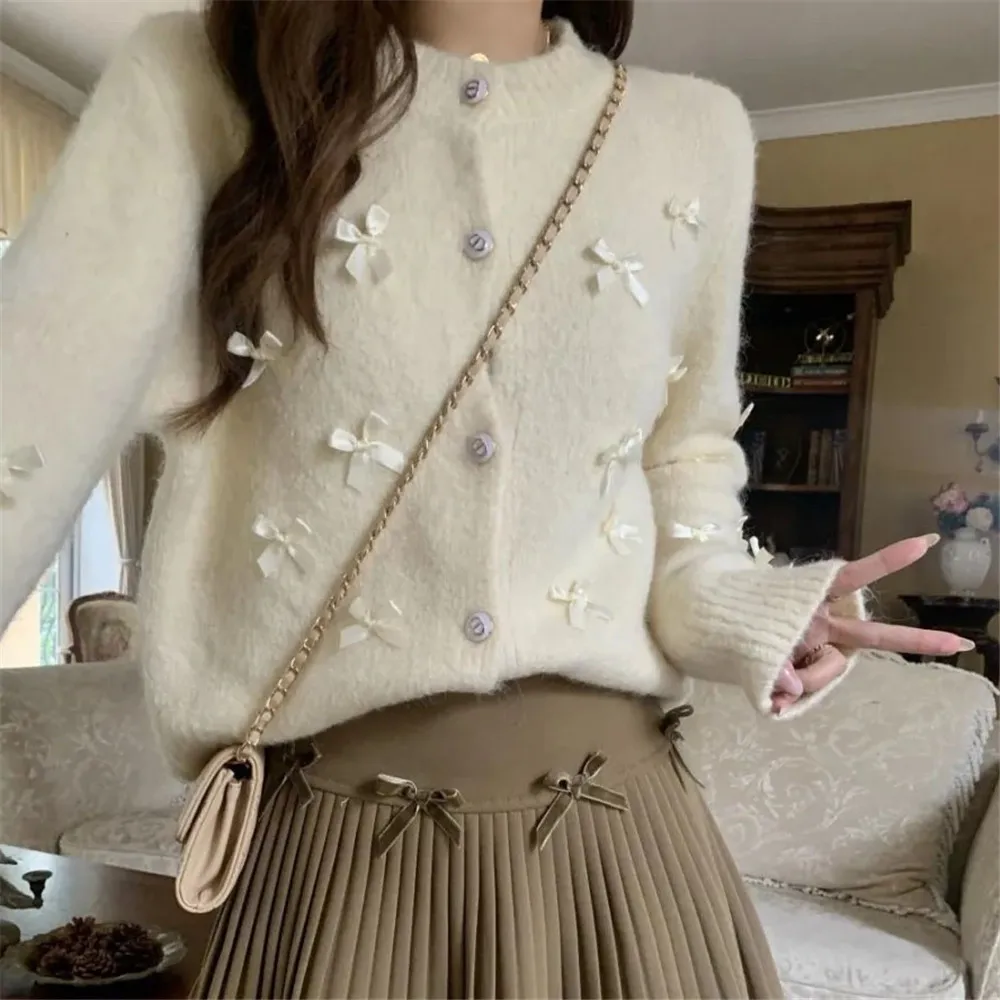 2024 Autumn Winter Women\'S Design Sense Short Solid Color Knitted Cardigan High End Wear Soft Sweet Glutinous Bow Sweater Outer