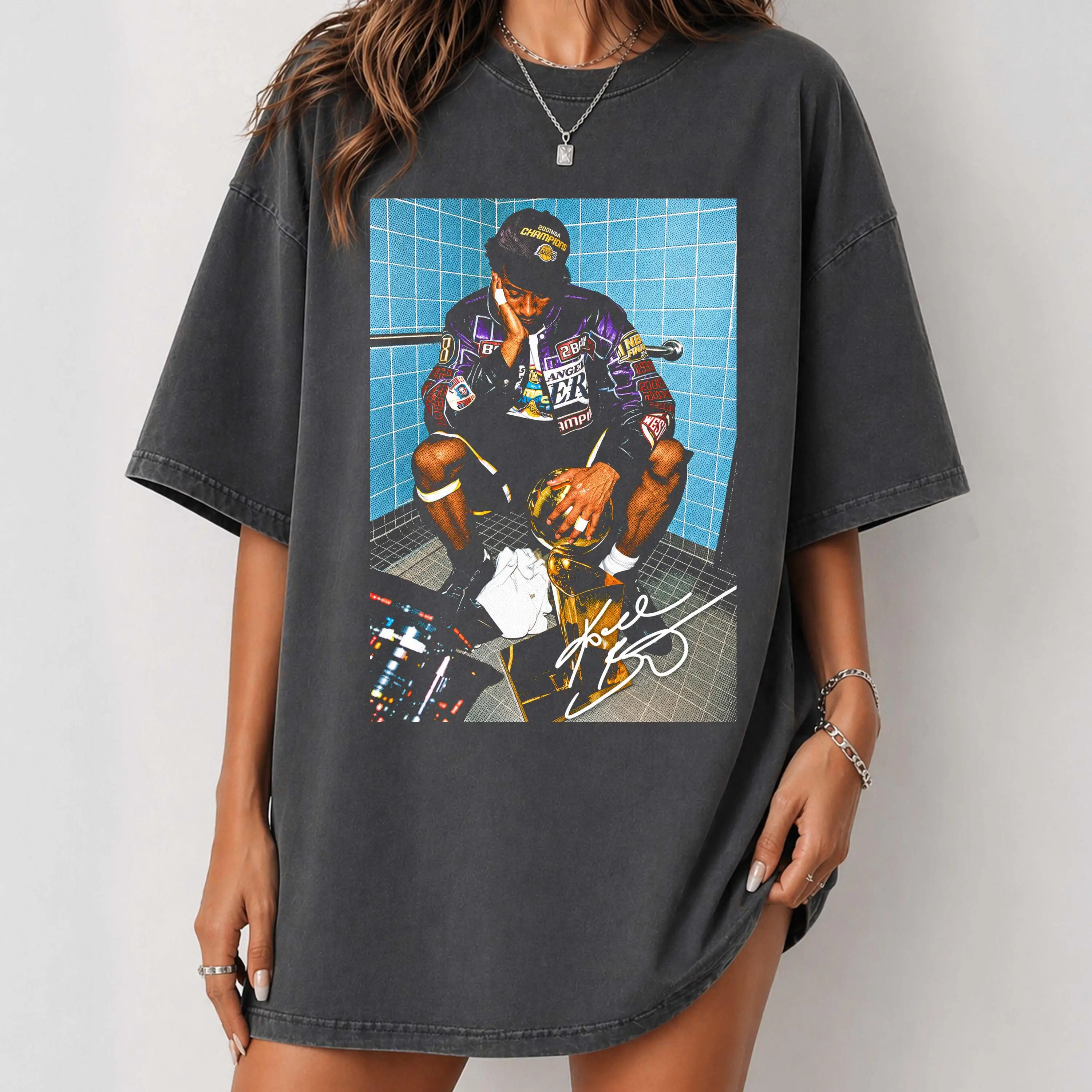 Kobe Bryant Vintage Comfort Colors Tee: Basketball Legend Fan Shirt Kobe Poster Kobe Rip Tee