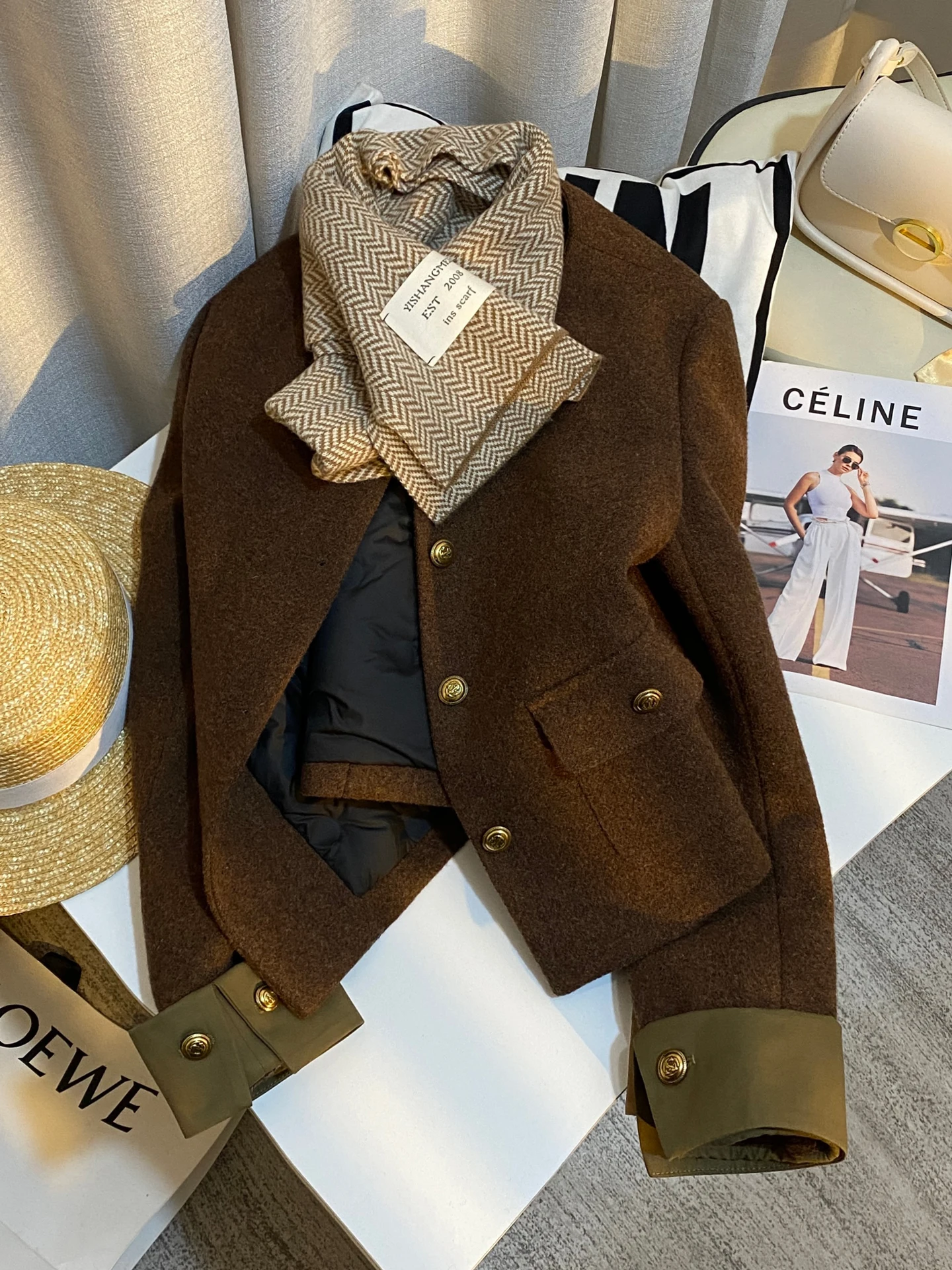 

Ele Brown Ele Sweet Small Size Woolen down Suit Jaet Women's 2025 Winter New Age Reduction Western Sle