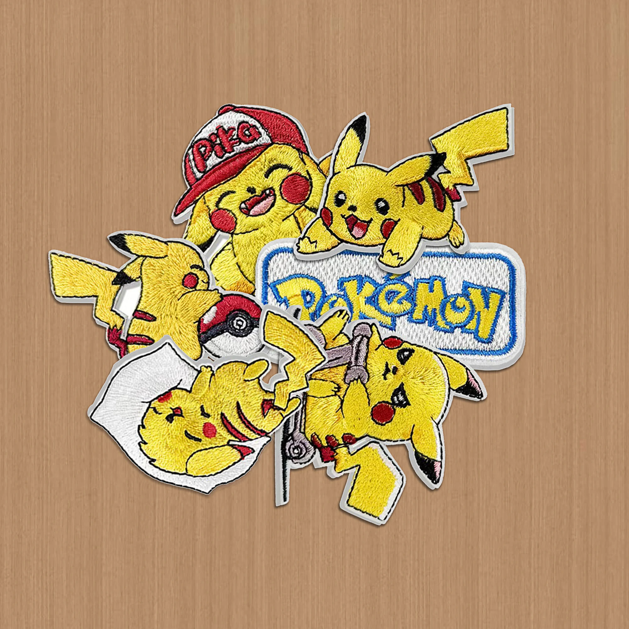 6 Stück Cartoon Pokemon Pikachu Spielmonster-Charaktere zum Aufbügeln für DIY-Kinderkleidung, Stickerei-Aufnäher für Jeans, Mäntel und Applikationen