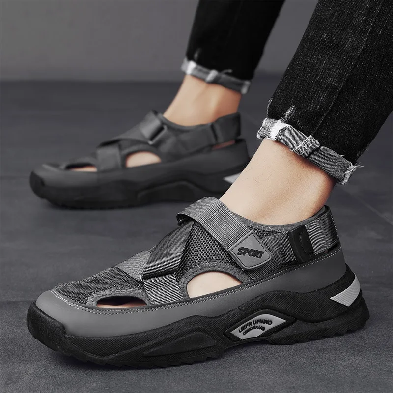 Fashion Hollow Men Sandals Summer Mens Casual Shoes Non-slip Platform Sneakers New Mesh Versatile Breathable Beach Sports Shoes