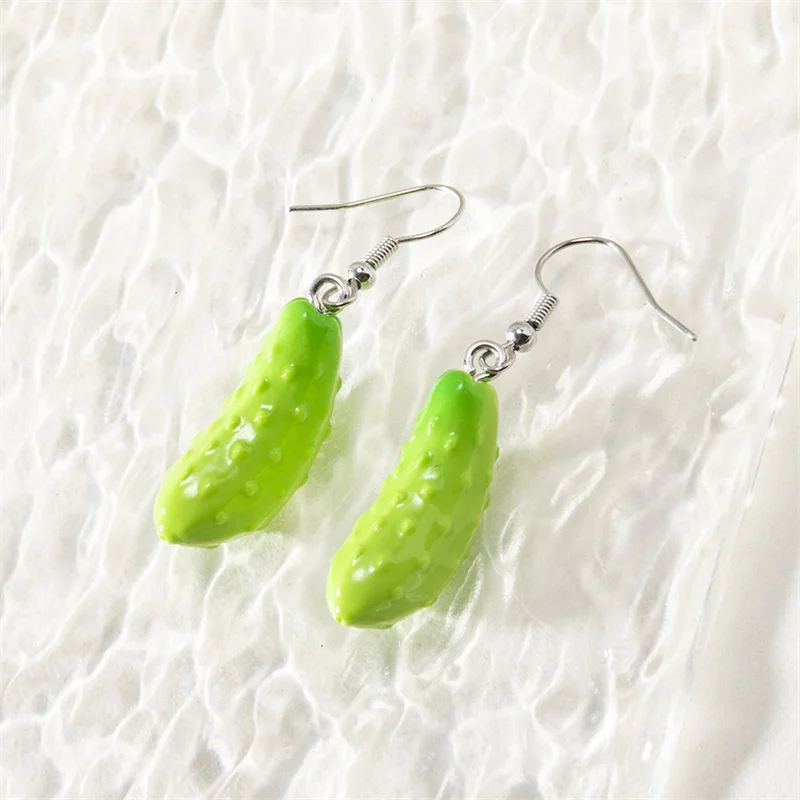 Trendy Resin Cucumber Dangle Earrings Adorable Food-Themed Jewelry Handcrafted Pickle Cucumber Pickle Drop Earrings Jewelry