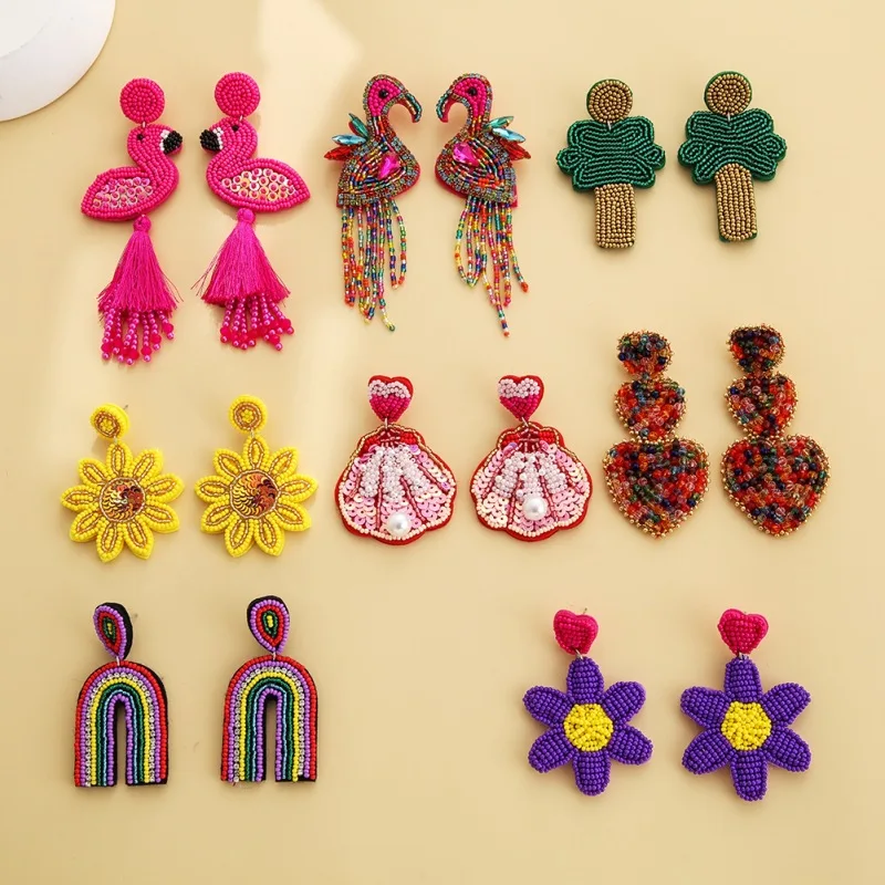 Pendientes bohemios creativos con borlas y cuentas de arroz para mujer, aretes étnicos hechos a mano con lentejuelas y flores de flamenco