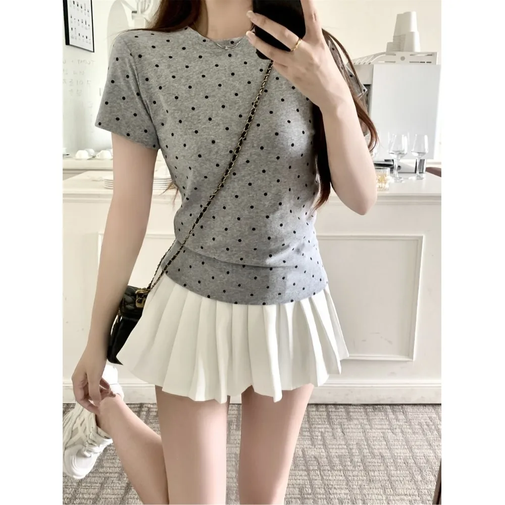 Korean Sle Retro round Ne ort Sve T-irt Women Summer 2025 Polka Dot Slim Fit Inner Wear Top oulder Length