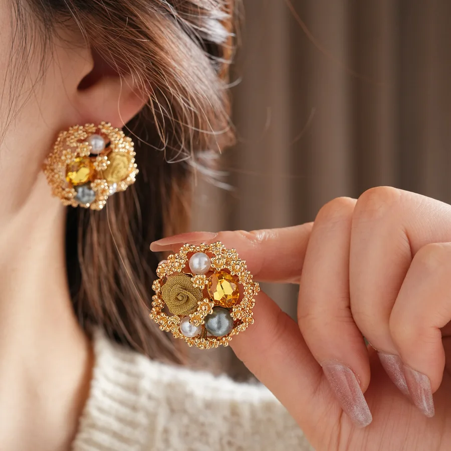 القرون الوسطى خمر الجوف خارج قرط صغير زهري 2026 جديد تقليد اللؤلؤ الأذن ترصيع الراقية الراين مأدبة مجوهرات N1