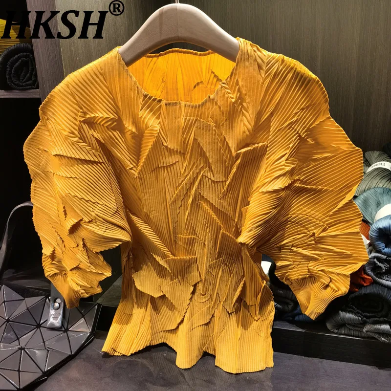 HKSH 2026 Spring Summer New Women T-shirt O-neck Pleated Batwing Sleeves Versatile Elegant Casual Tee Casual Fashion Top HK18434