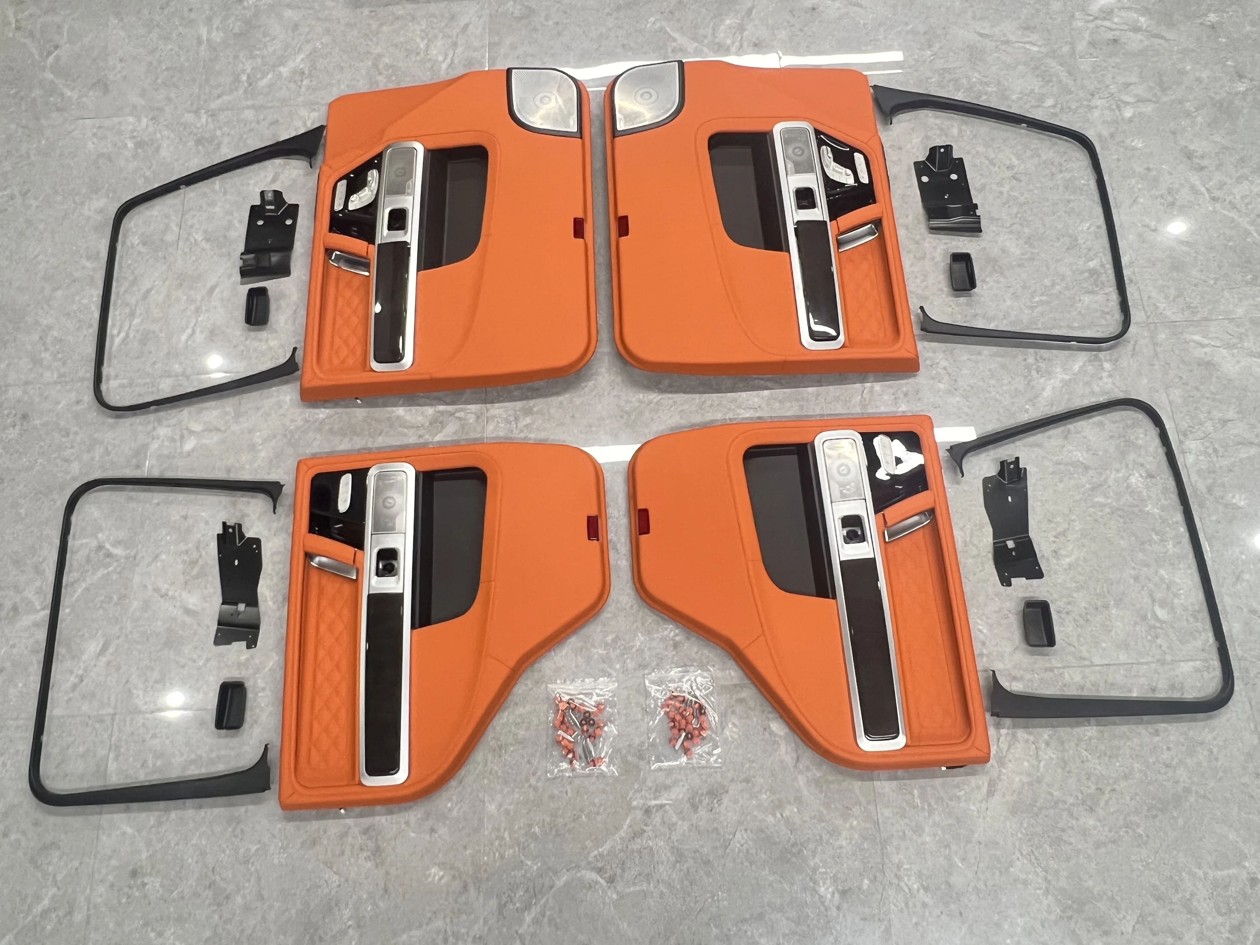 مجموعة لوحة القيادة الداخلية المعدلة للسيارة مجموعة كاملة لمجموعات تجميل تحويل G