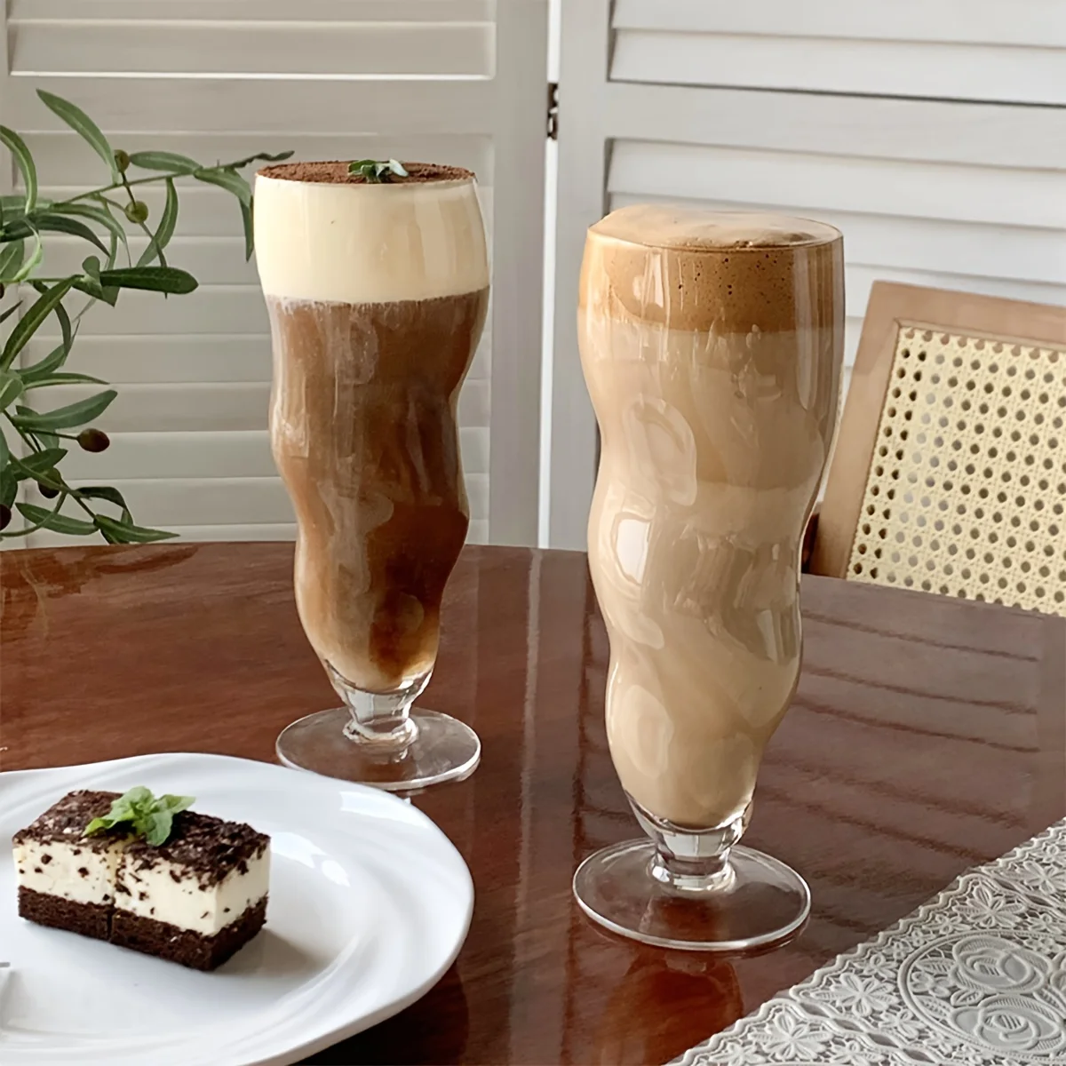 18oz Wavy Curved Glass Cup Glass Cup Drinkware Transparent Tea Juice Milk Coffee Mug Home Water Glasses Irregular Beer Mug