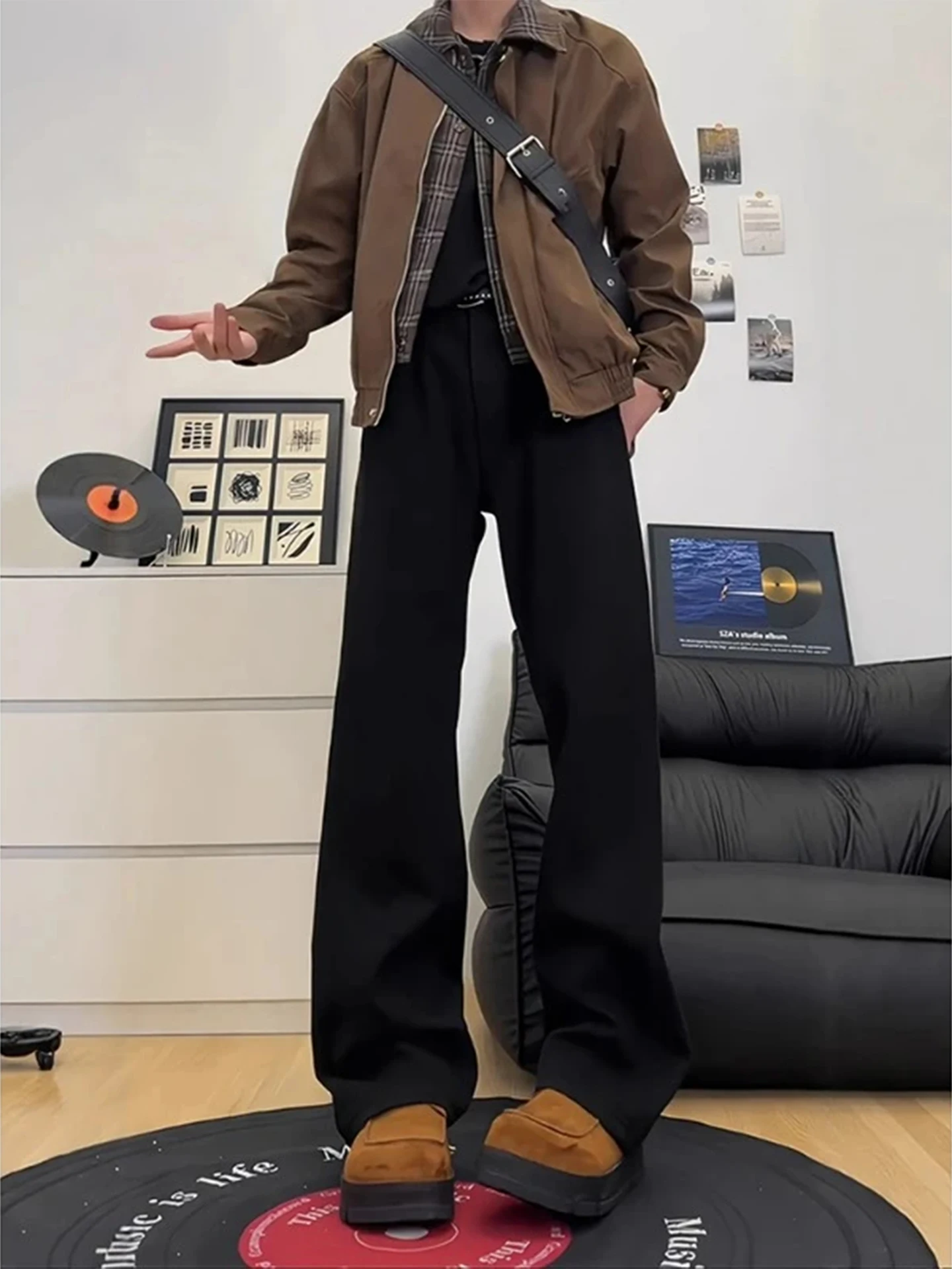 

Мужские джинсы Cleanfit Bla Knife: уличный стиль, зауженный крой, прямые штанины, износостойкие, осенняя коллекция