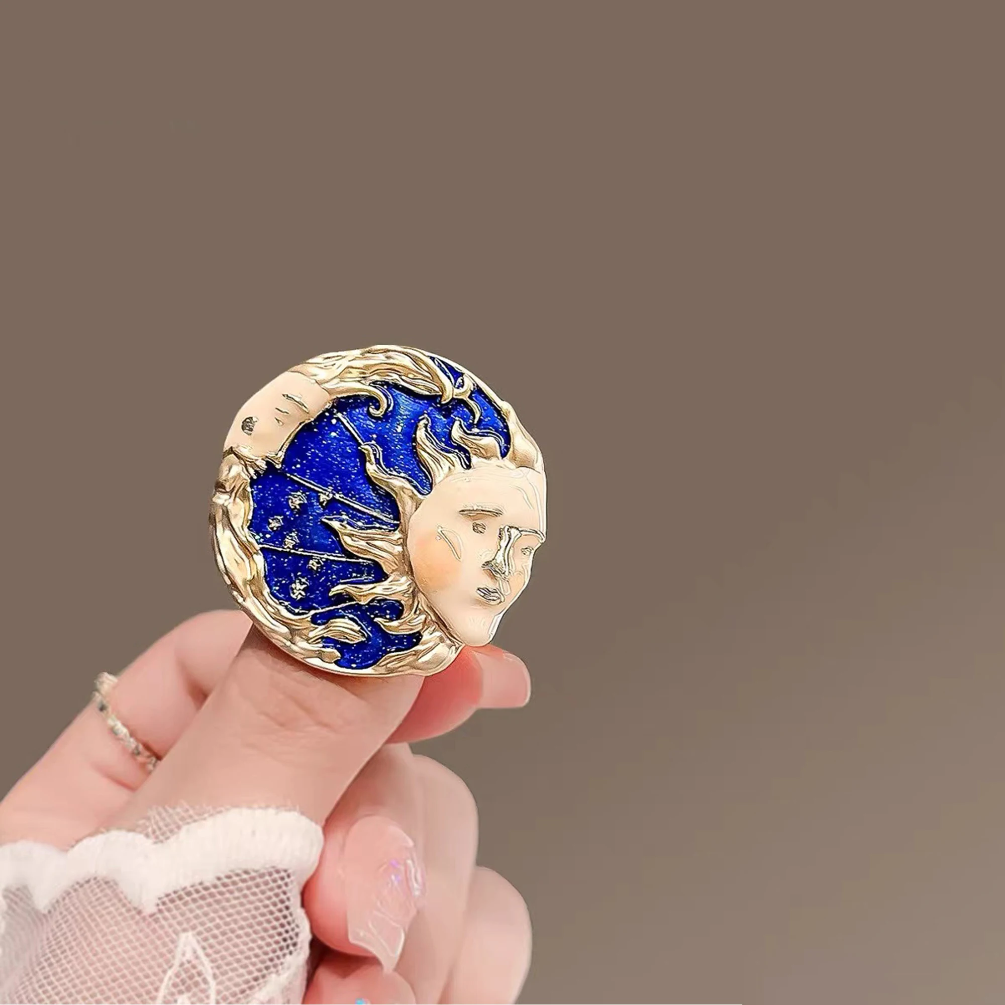 Enamel Moon Brooches for Women Unisex Sun Pins Event Party Backpack Decoration Clothes Accessories