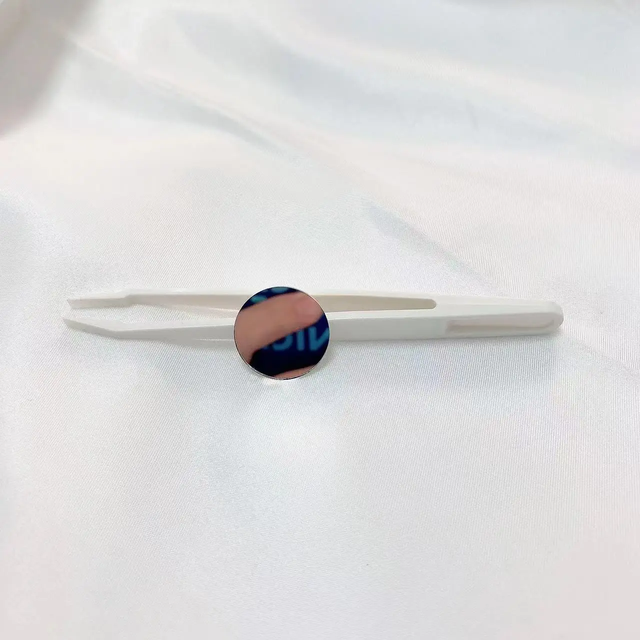 Vòng Hình Dạng Kích Thước Đường Kính 23Mm IR Cao Vượt Qua 850nm Hẹp Bandpass Bộ Lọc Thủy Tinh Có Thể Nhìn Thấy Ánh Sáng Cắt