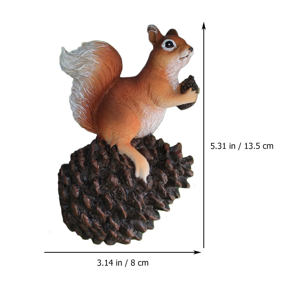 

Squirrel Tree Hanging Decoration Durable Resin Garden Pendant Lifelike Resin Animal Pendant Outdoor Indoor Decor