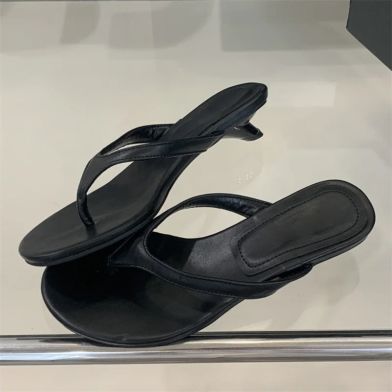 

Eilyken Fashion Summer Round Clip Toe Women Slippers Elegant Thin Low Heels Casual Outdoors Sandals Flip Flops Shoes