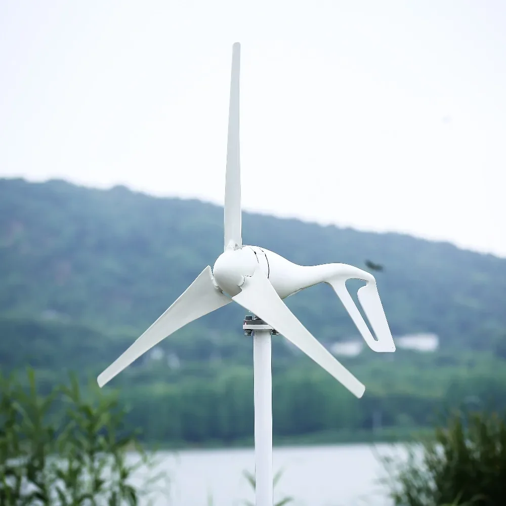 Hot Selling Household Wind Generator 200W 500W 1000W Horizontal Axis Small  Turbine  System Price