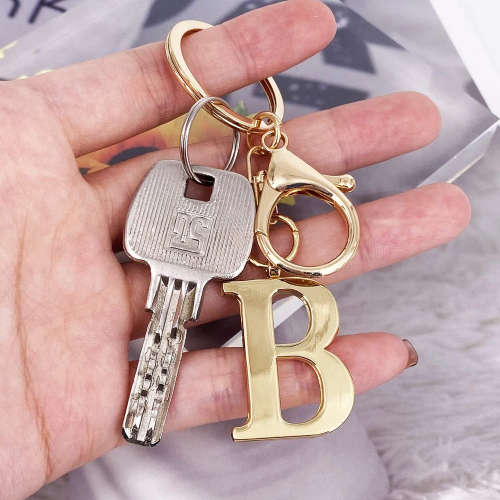 Gold A-Z 26 English Initial Letter Key Chains for Women Men Alphabet Keyrings Fashion DIY Key Trinkets Pendant Accessories Gifts