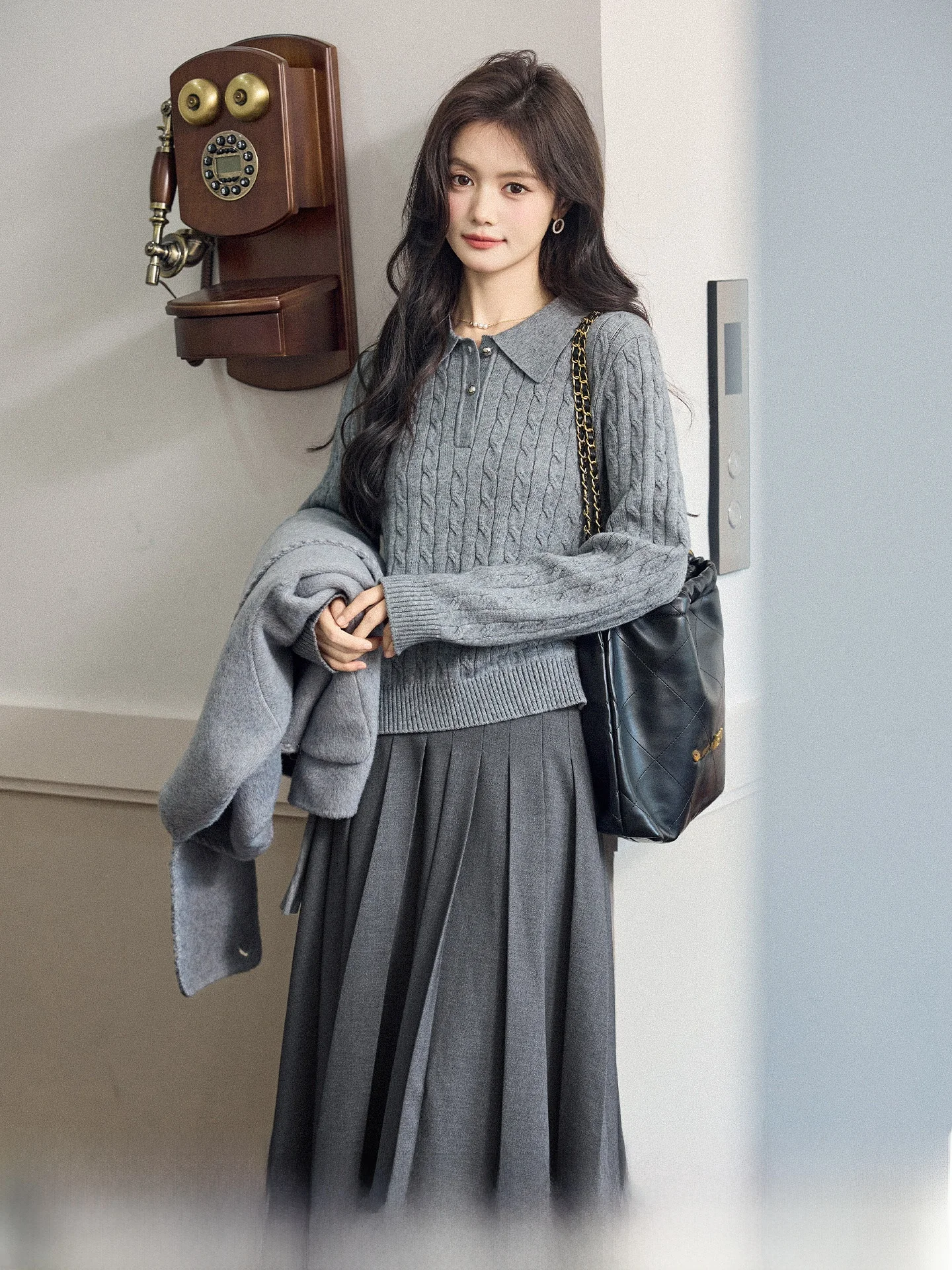 

Женская вязаная кофта с длинным рукавом, универсальная, осенне-зимняя, новая, в стиле ретро, с пуговицами, создающая особую атмосферу.