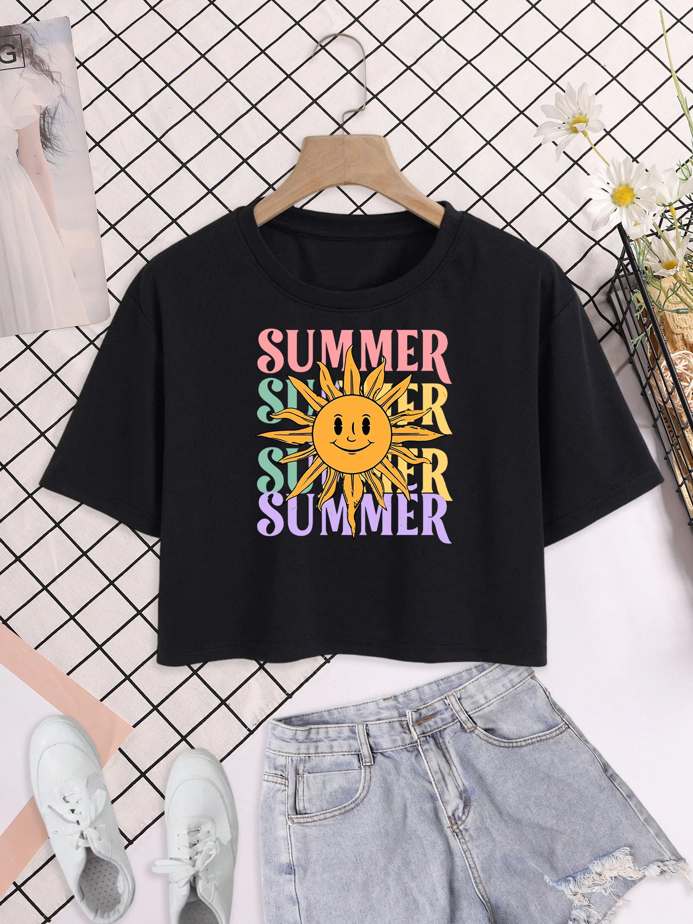 

Personality Colorful Sun Design Prints Crop T Shirts Women All-Match Street T-Shirt Loose Summer Sportswear Cotton Y2K Top
