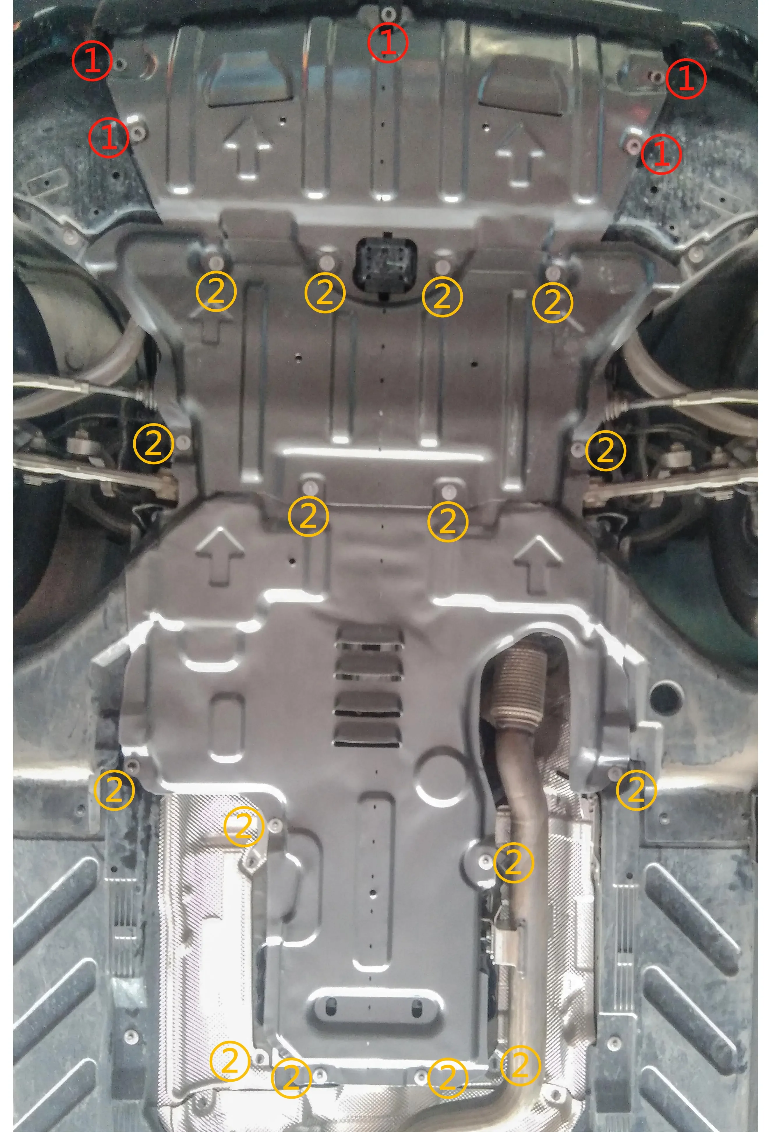 メルセデスベンツ E200L 2016 マンガン鋼アンダーエンジンガード保護装置エンジンボンネットエンジンシールドカーアクセサリー用。