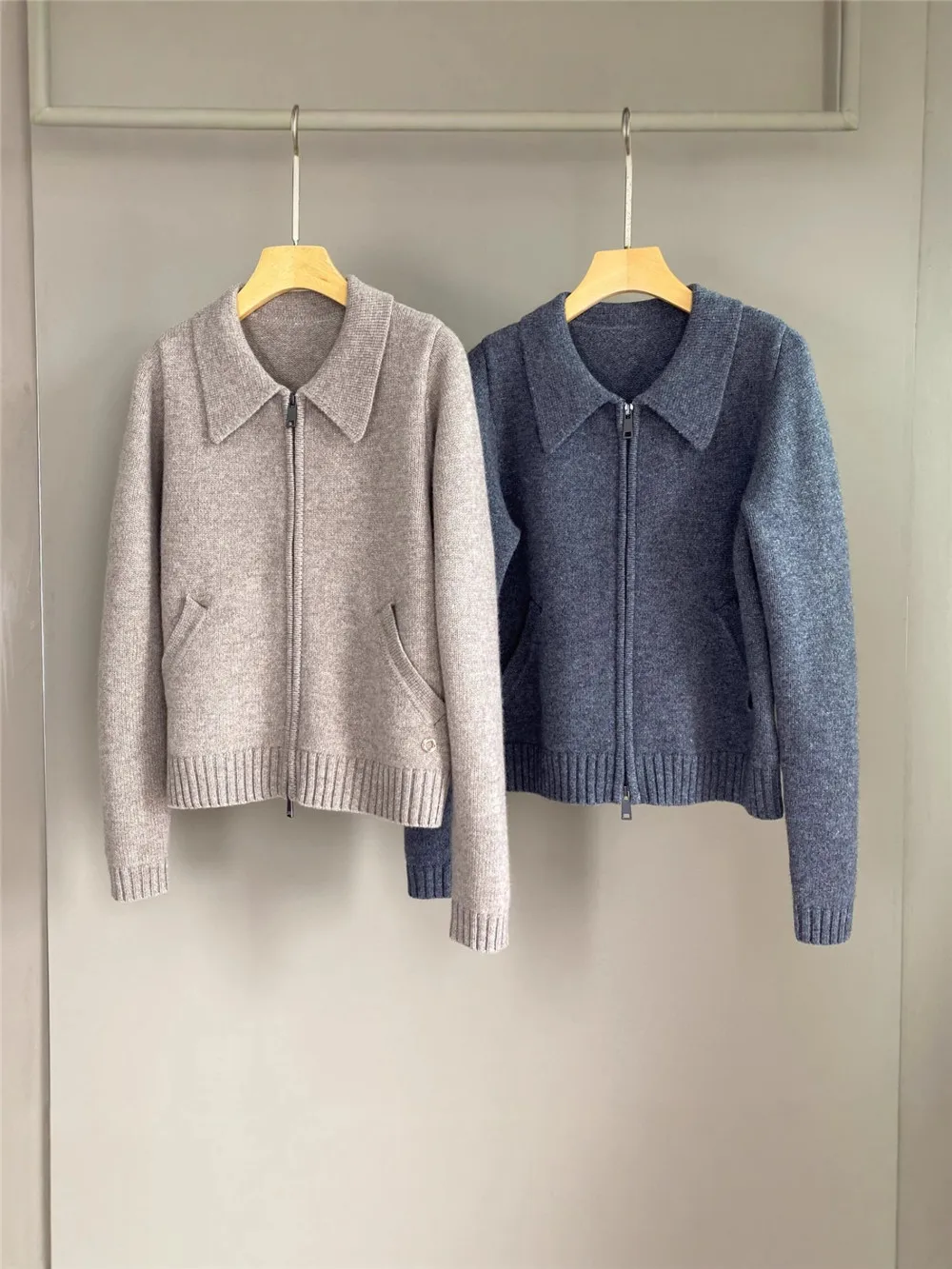 

25. Новый женский модный повседневный универсальный вязаный кардиган с лацканами и молнией с длинными рукавами