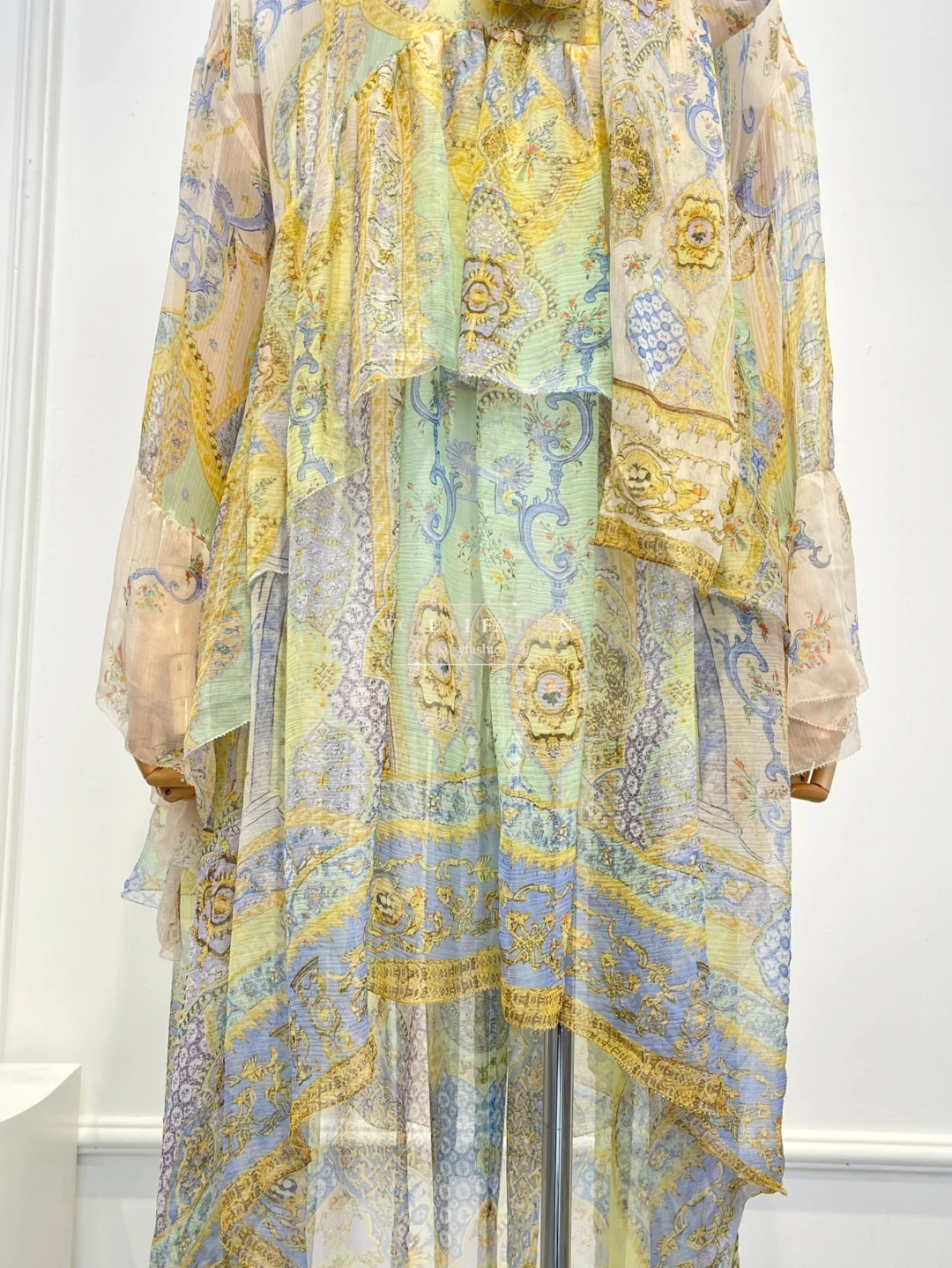 

Зелено-фиолетовое платье миди с длинными рукавами и оборками с цветочным принтом, новый дизайн 2025 г.