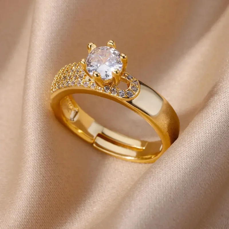 

Imported gorgeous titanium steel ring, high-end texture, zircon inlaid jewelry, comfortable commitment ring