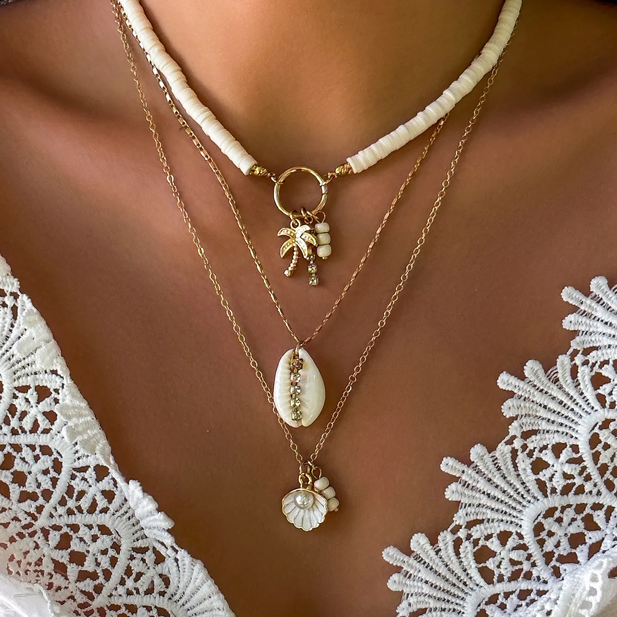 Boho Shell Starfish Shape Pendant Necklace for Women Imitation Pearl Layered Chain Necklace Summer Beach Neck Jewelry