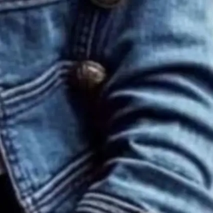 

Женская винтажная приталенная джинсовая куртка на двубортной застежке в евроамериканском стиле, осенняя повседневная элегантная универсальная верхняя одежда