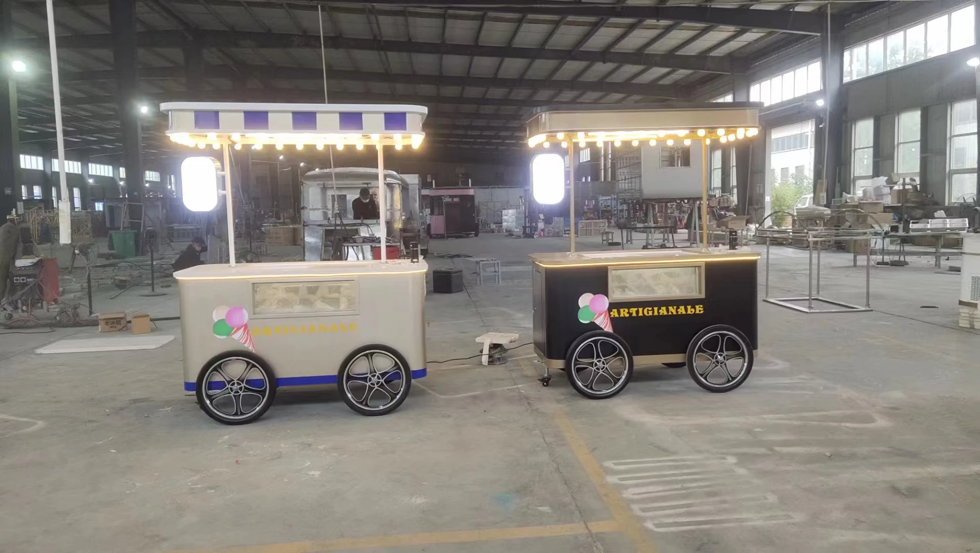 Commercial Street Italian Hand Push Beach Gelato Ice Cream Cart Mobile Food Cart Food Truck with Freezer for Sale