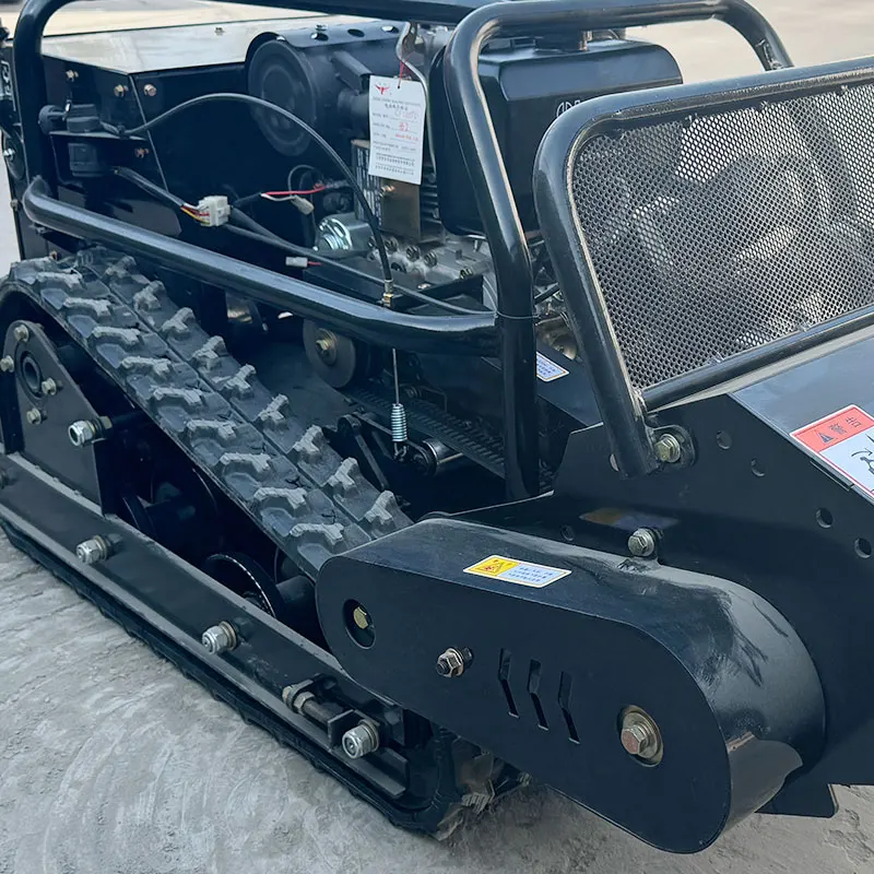 Source Manufacturers Intelligent Diesel-Crawler Lawn Mower Remote Control Orchard Haying Field Grass Shredder Core Engine