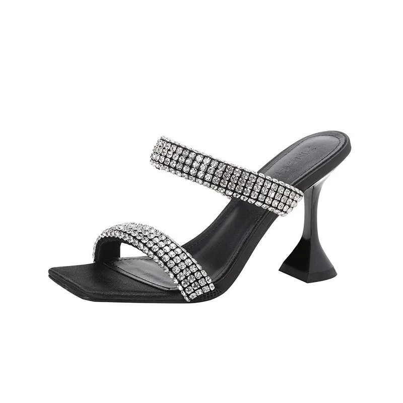 Sandali alla moda con tacco alto 2024 nuova capispalla estiva punta quadrata tacchi a spillo strass tacchi alti sandali/pantofole da donna