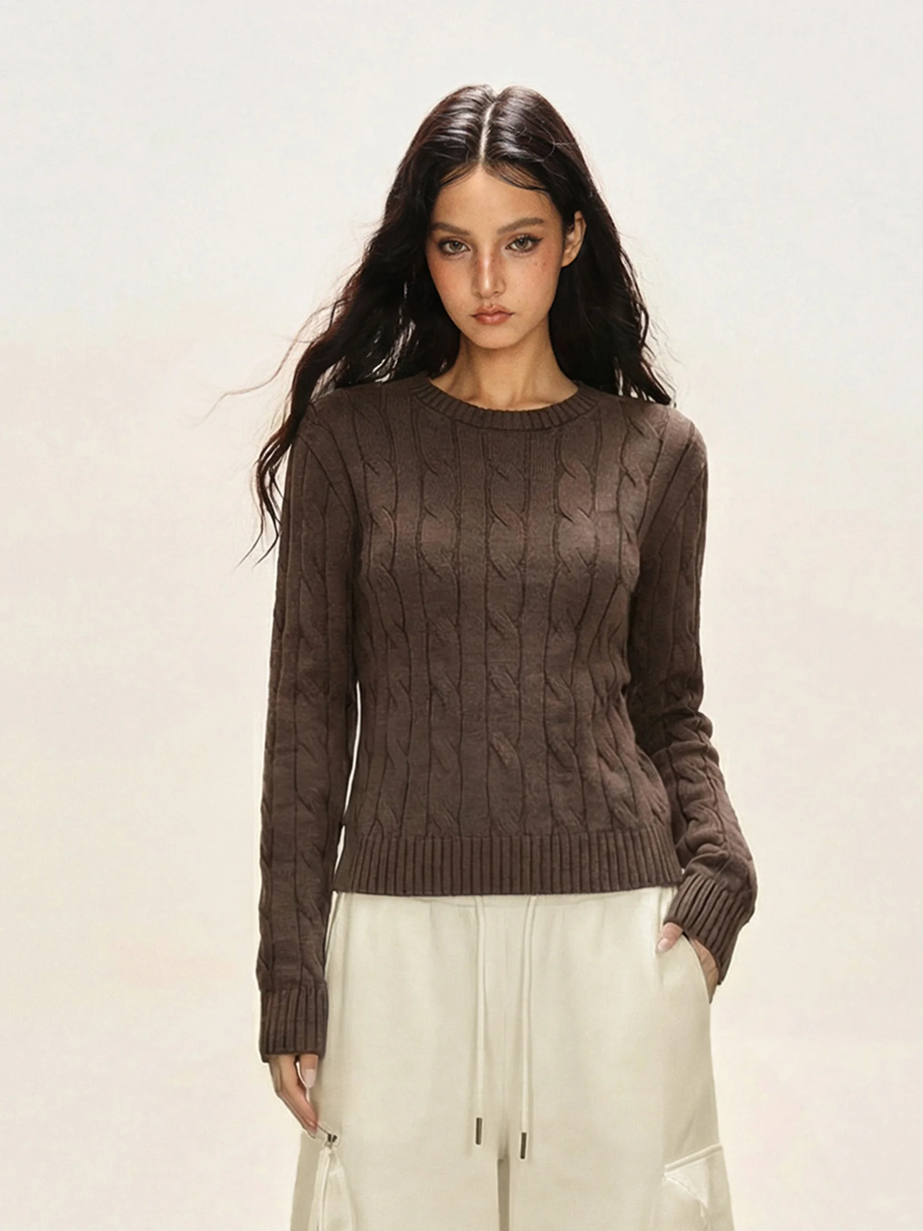 Casual Style round Neck Knitted Sweater Women's Slim Fit Base Shirt Spring Autumn Casual Lazy Knitted Sweater Coffee Brown