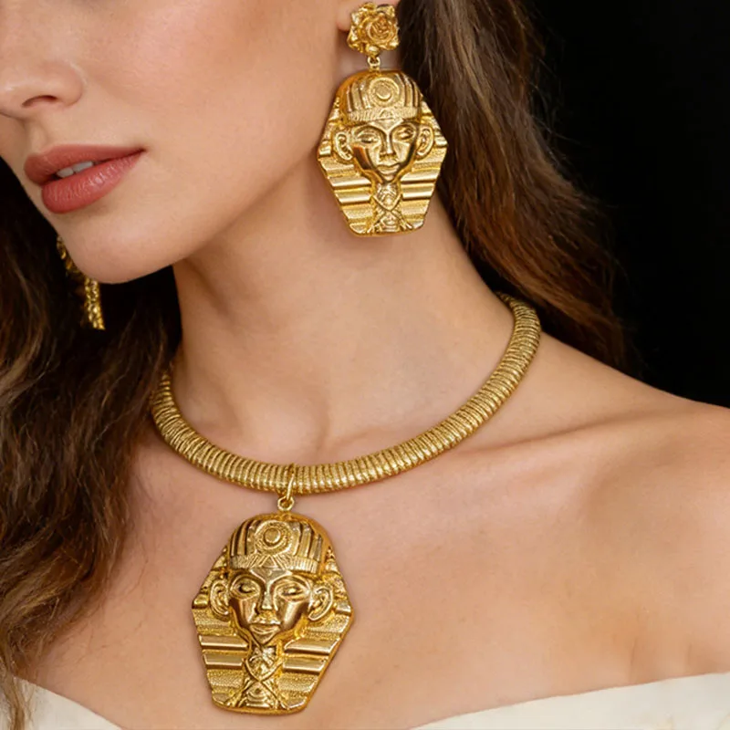 Vintage Jewelry Set Pyramid Ancient Egyptian Pharaoh Pendant Gold Color Copper Necklace Earrings Lady Jewelry Accessory Gifts