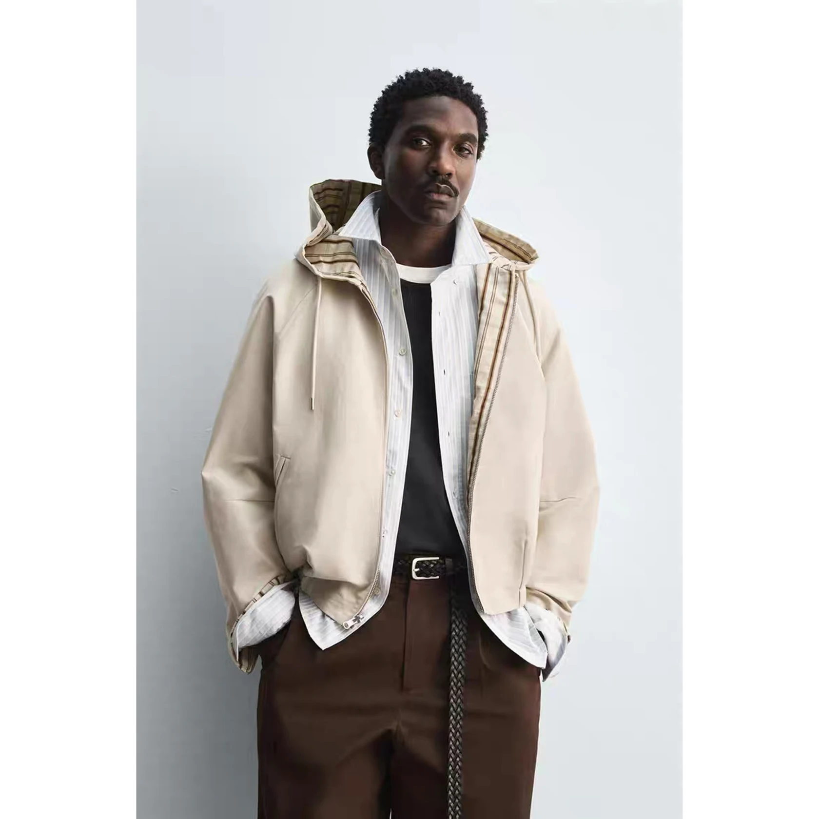 

Двусторонняя куртка-худи на молнии с эластичным подолом в клетку для молодых мужчин